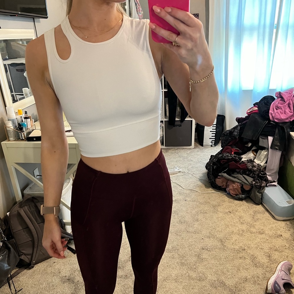 COPY - Lululemon White crop tank with built in sports bra size 4